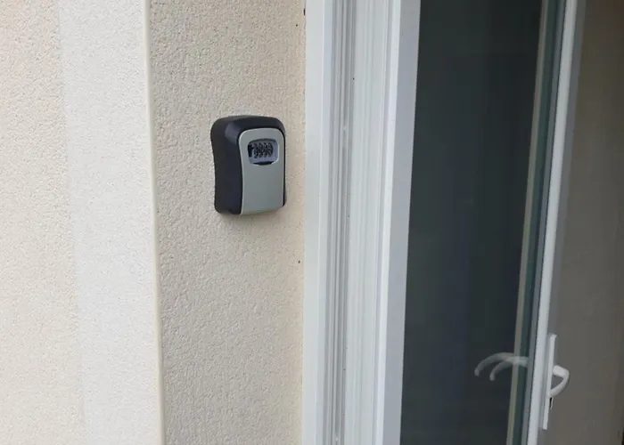 Le Blarsois アパート Blars